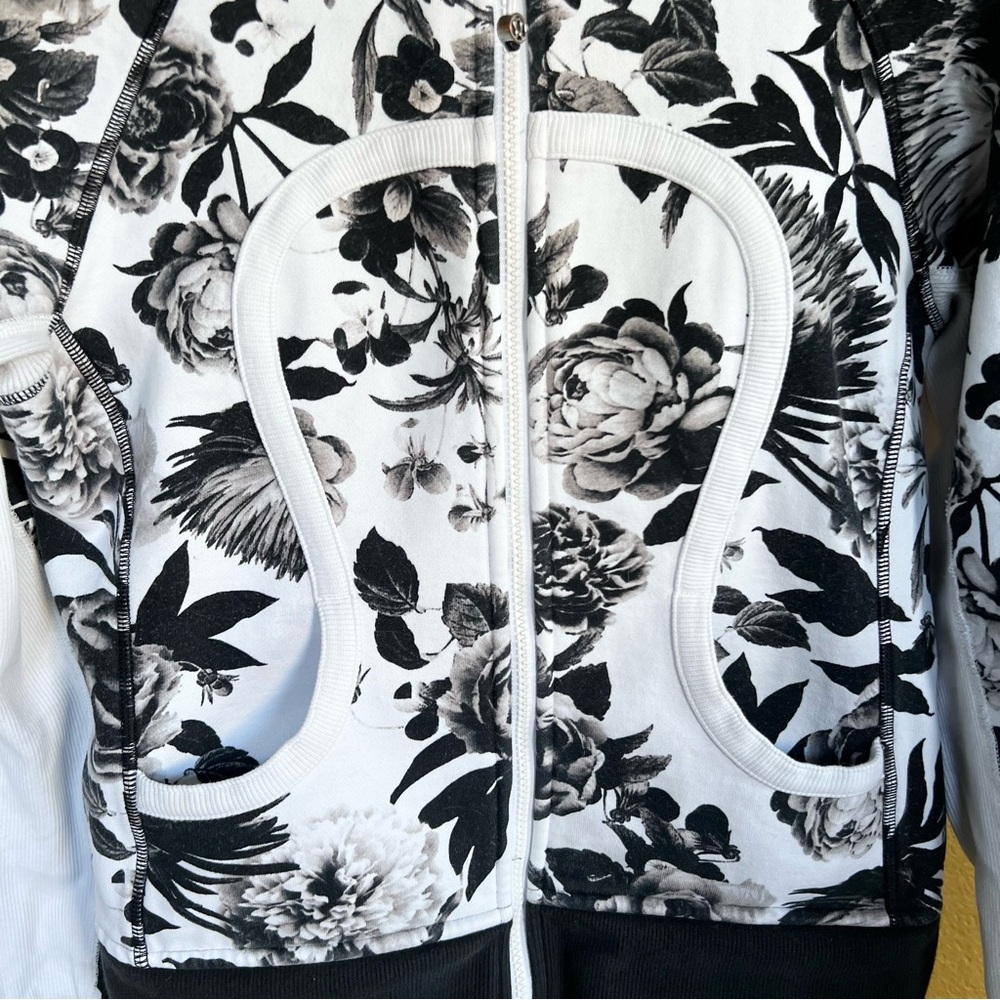 Lululemon Scuba Hoodie Brisk Bloom Full Zip - Picture 3 of 13